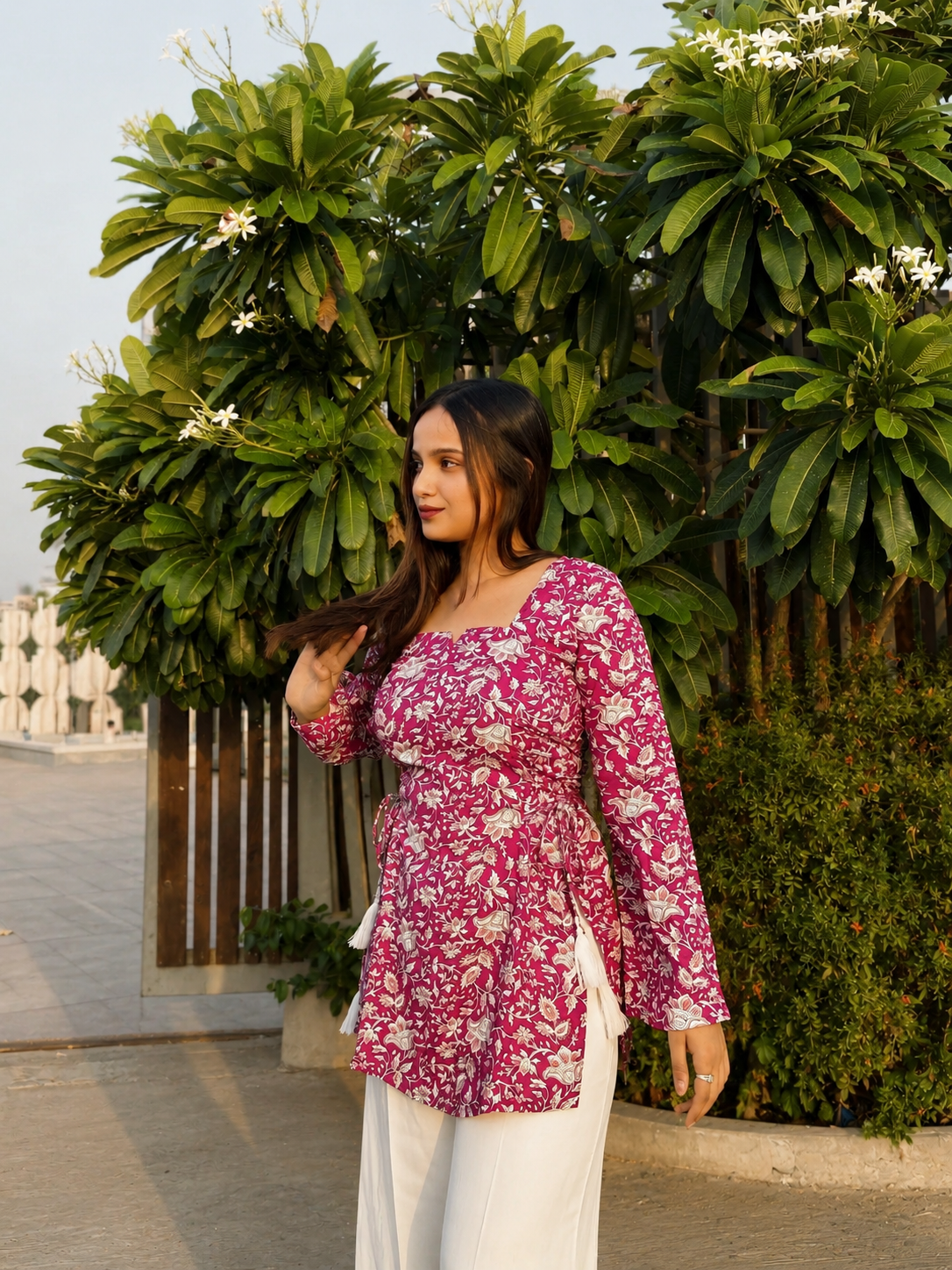 AARSI Anokhi Side Tie Kurti