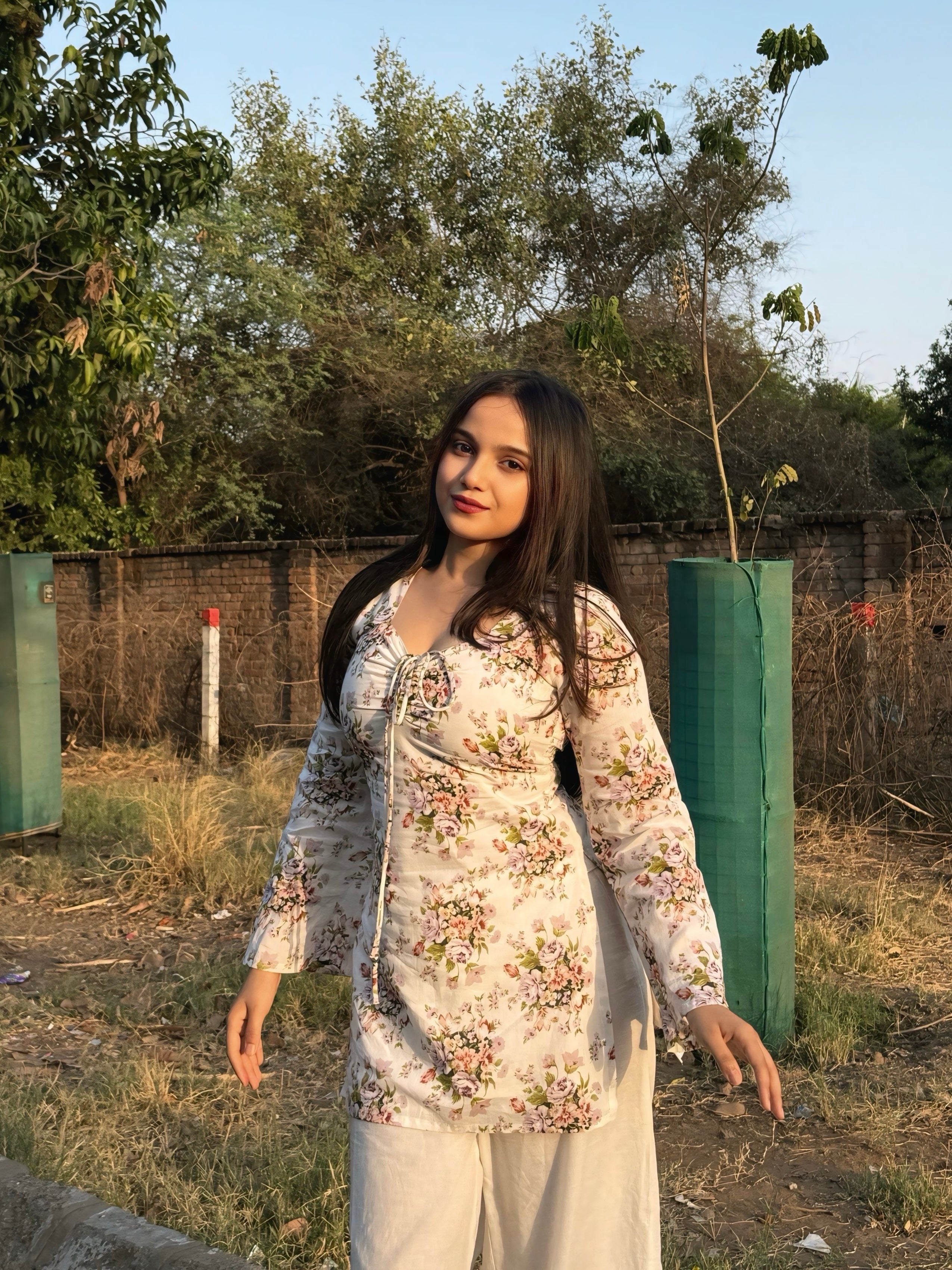 AARSI Daisy Front Tie Kurti