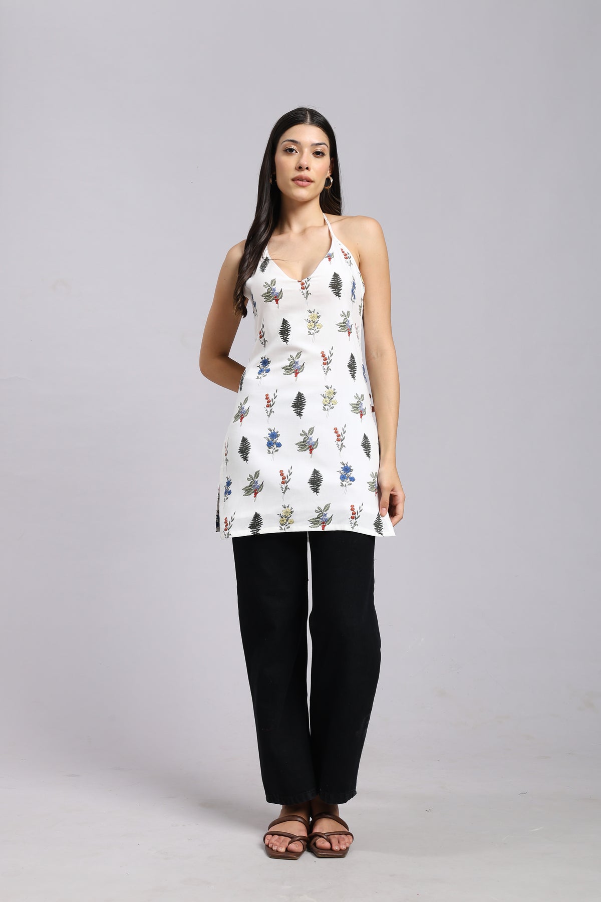 AARSI Noor E Nazakat Halter Kurti