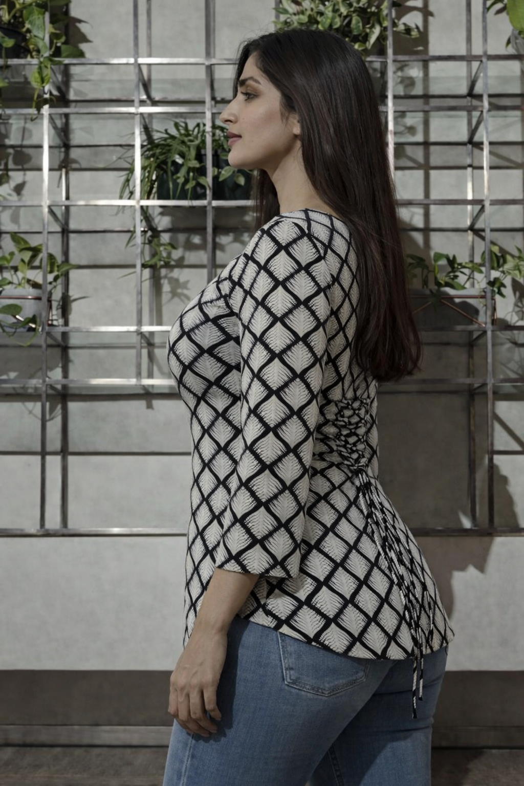 Aarsi Purnima  Lace-Up Convertible Tunic