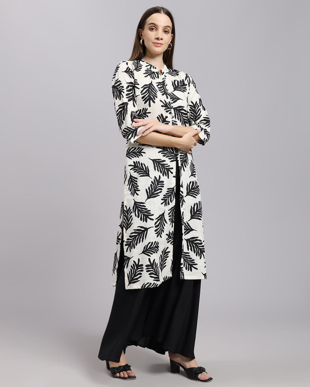 Black & Off-White Set