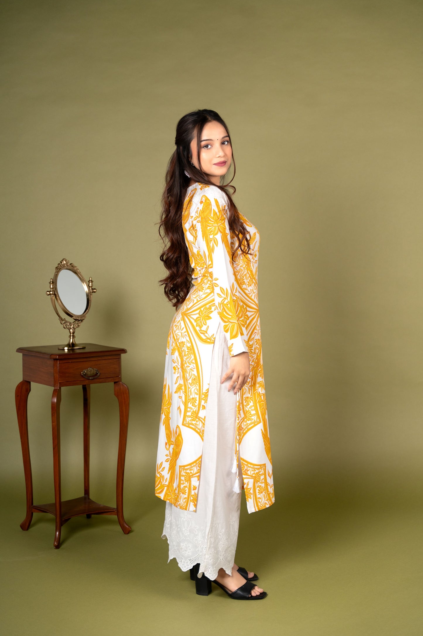 AARSI Elegant Mustard Full Sleeve Kurti