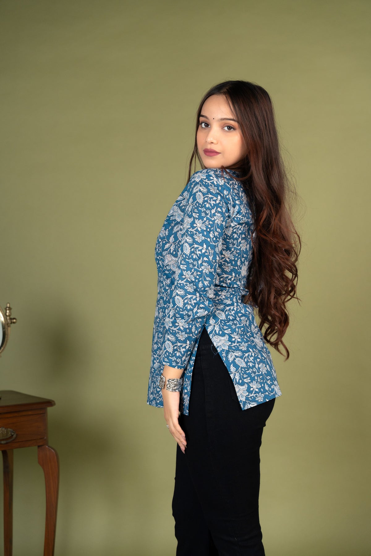 AARSI Myra Indigo Waves Resort Kurti