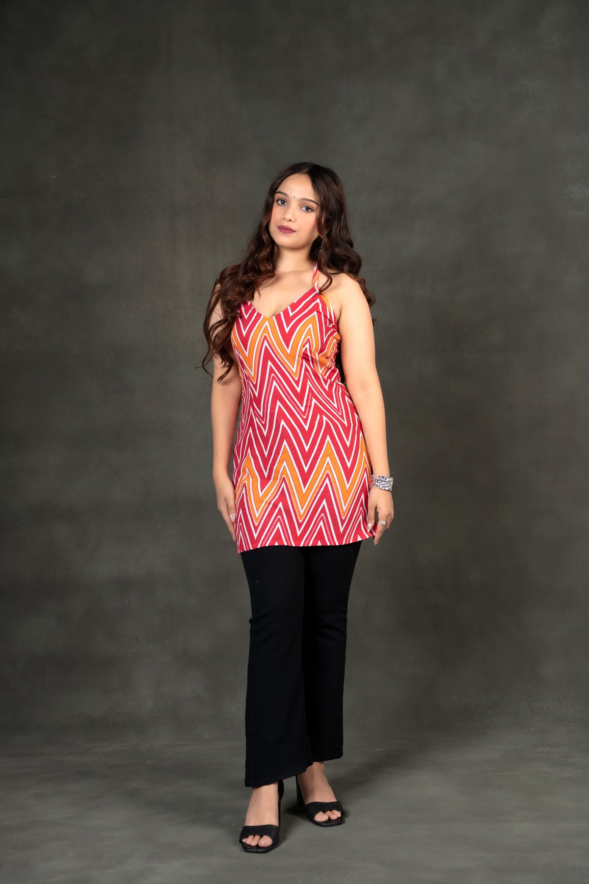 AARSI Siya Chevron Halter Kurti ( Elastic Back )