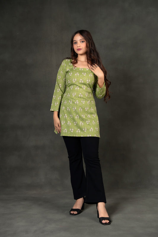 AARSI Anika Meadow Mist Kurti