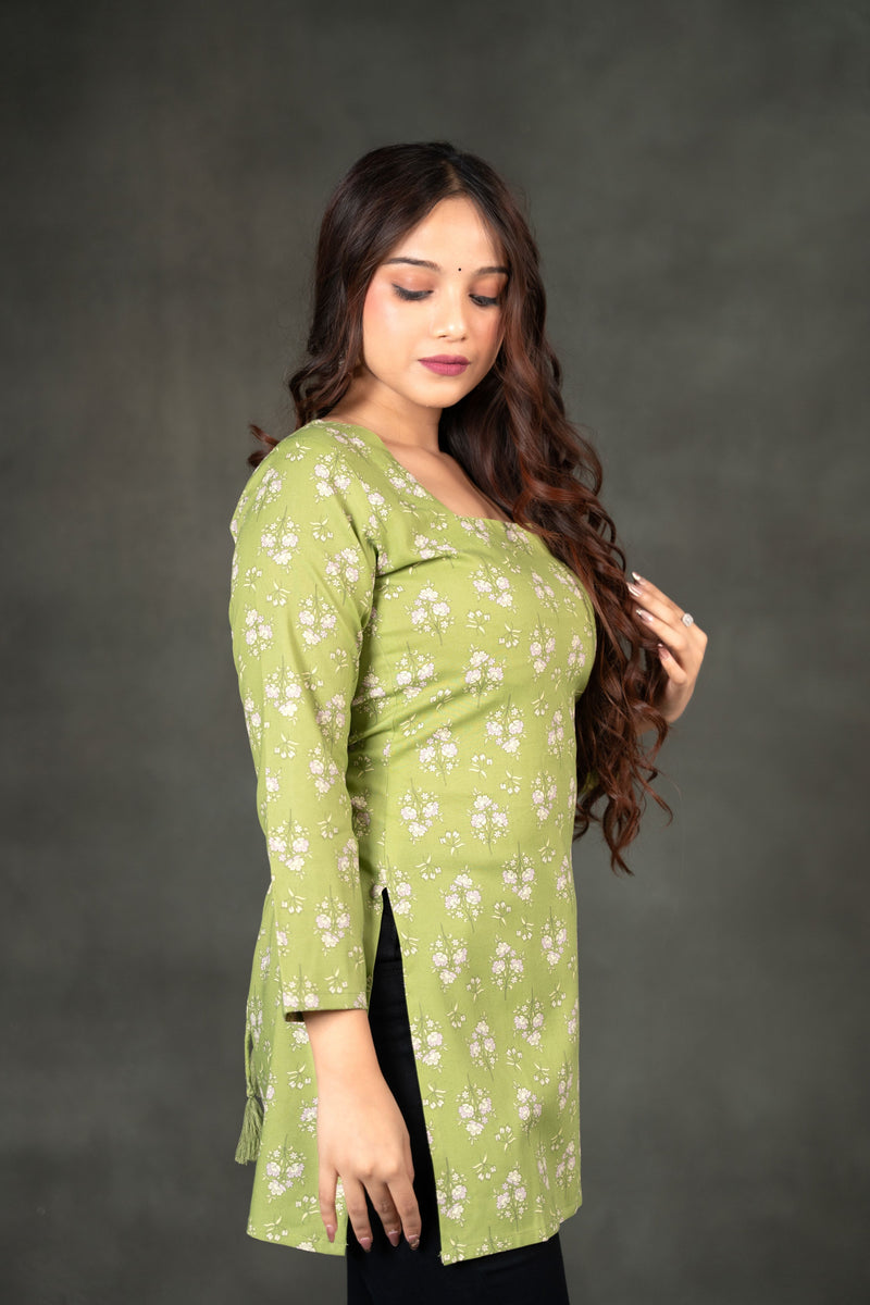 AARSI Anika Meadow Mist Kurti