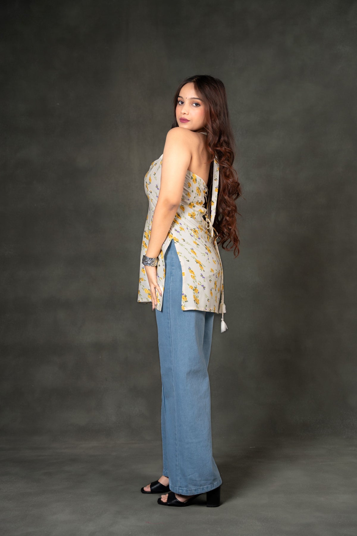 AARSI Ditsy Floral Halter Corset Kurti