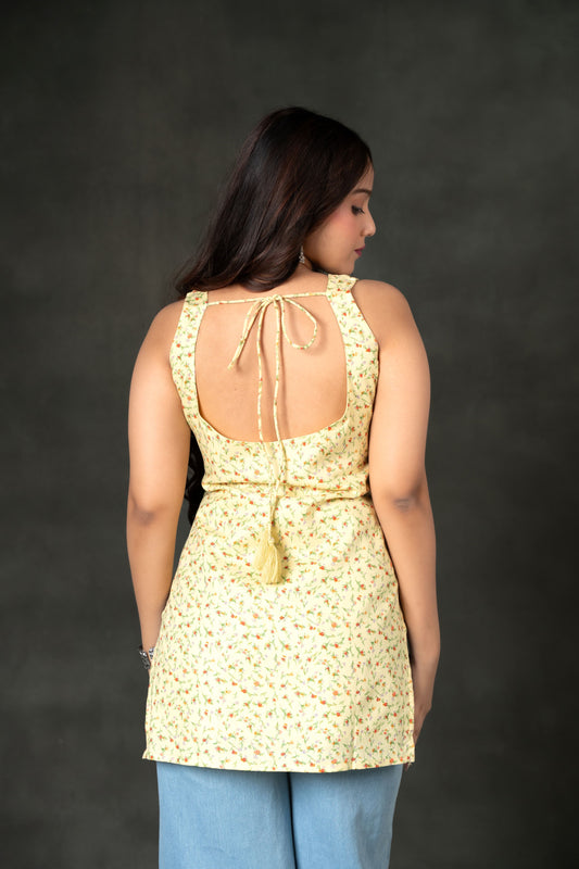 AARSI Shifa Pink Floral Block Print Square Neck Kurti