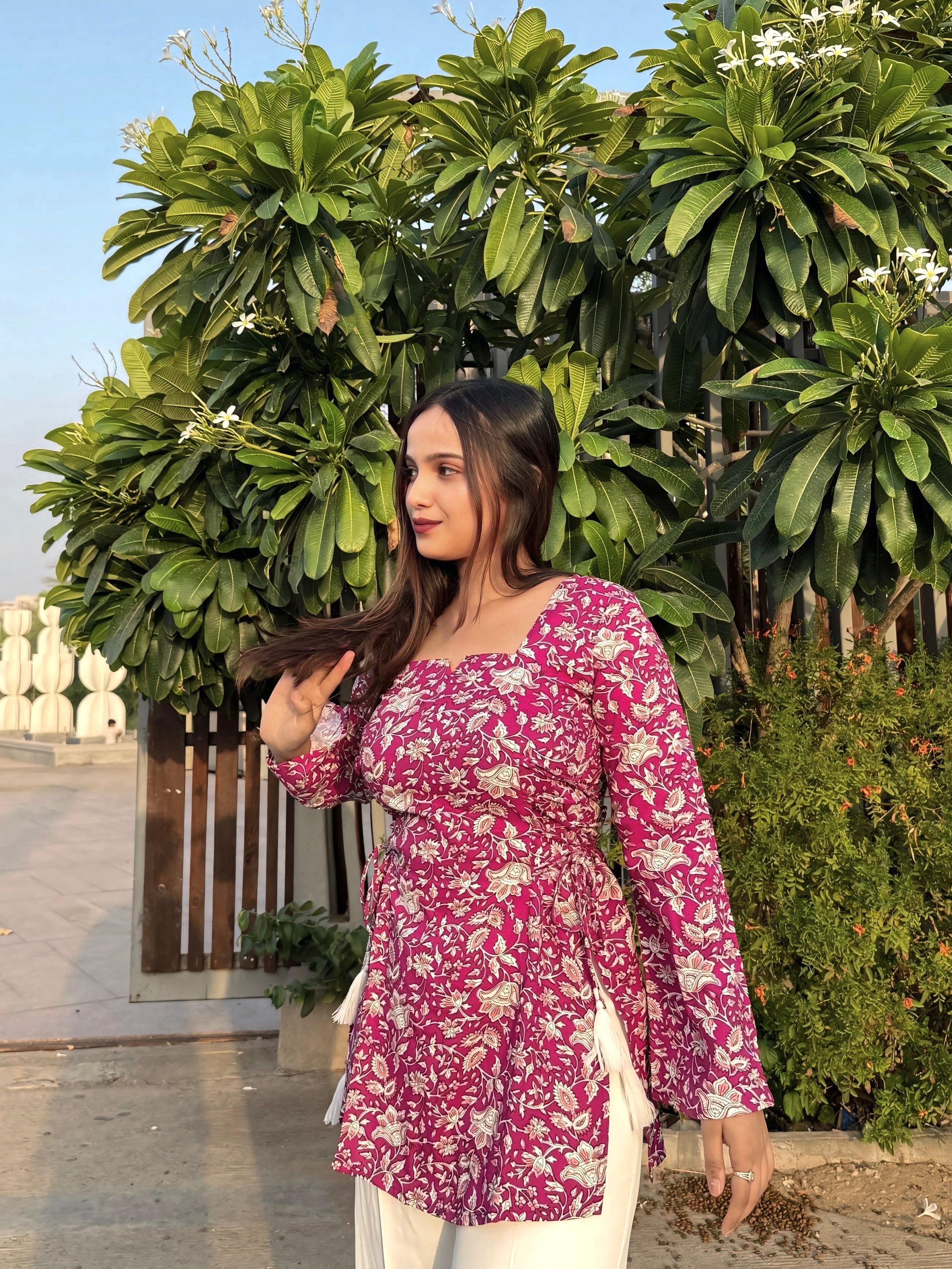 AARSI Anokhi Side Tie Kurti