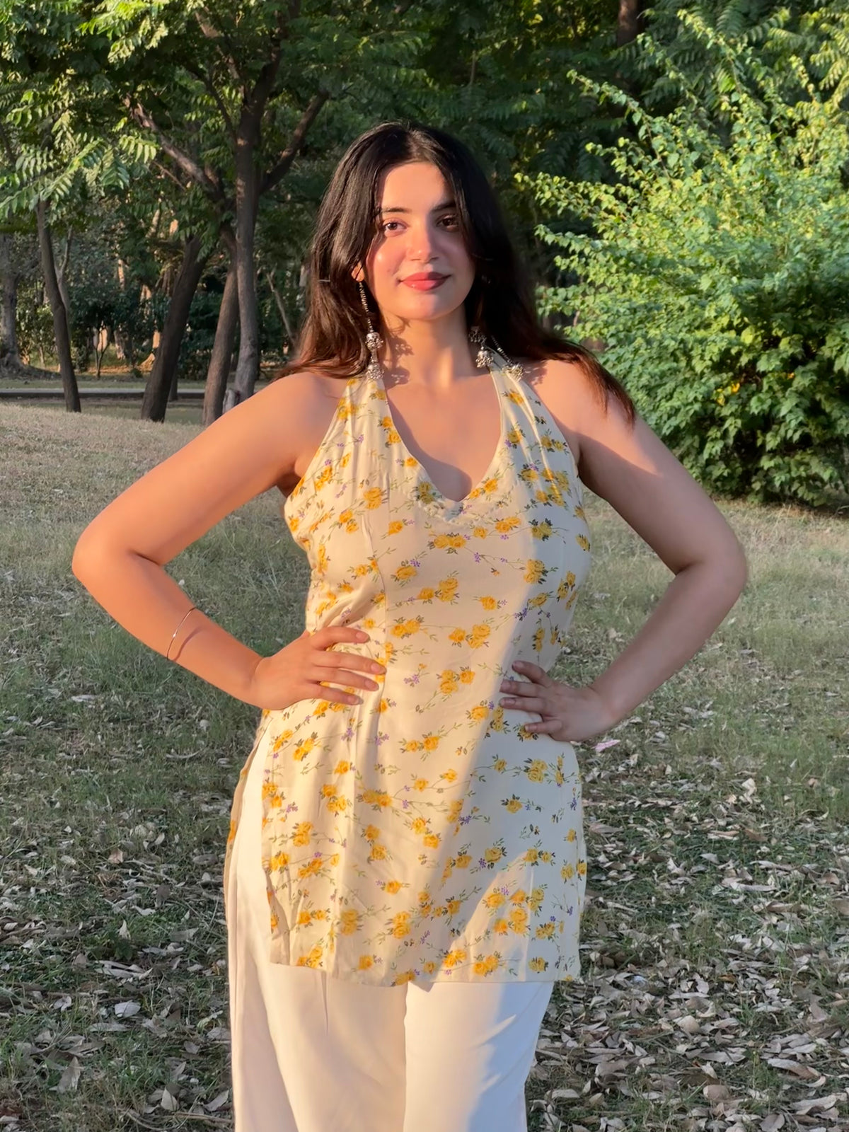 AARSI Ditsy Floral Halter Corset Kurti