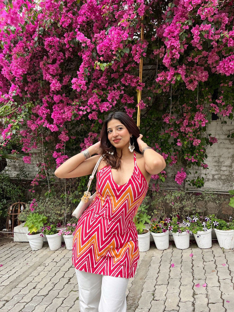 AARSI Siya Chevron Halter Kurti ( Elastic Back )