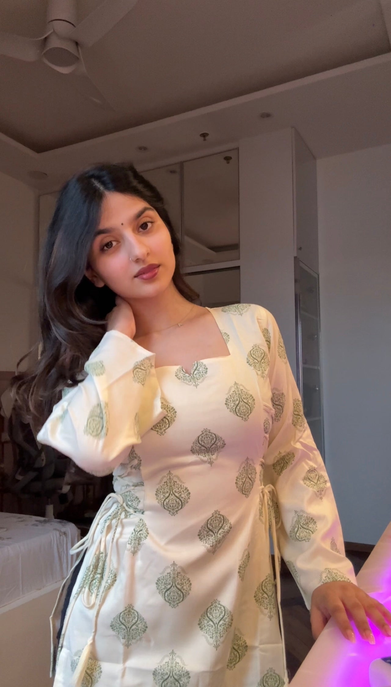 Aarsi Kaira Green Buta Side-Tie Kurti